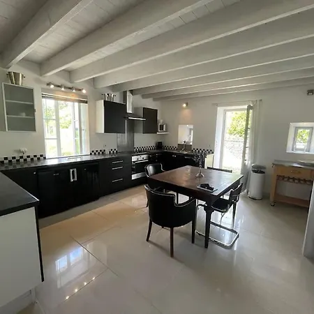 Appartement Le Domaine Du Prieure - Rosina Chervettes